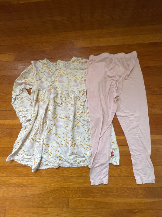 Seller #127 Magnetic Me Dress & Legging set Girls 3T