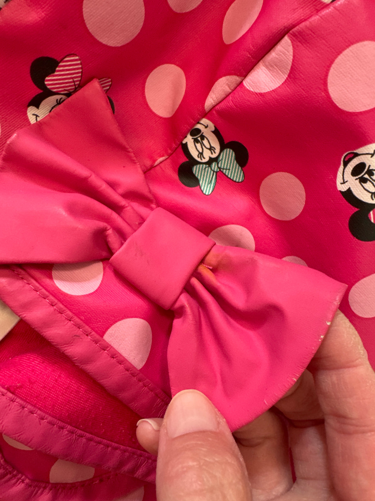 #149 Girls 2 Disney Minnie Mouse rain jacket