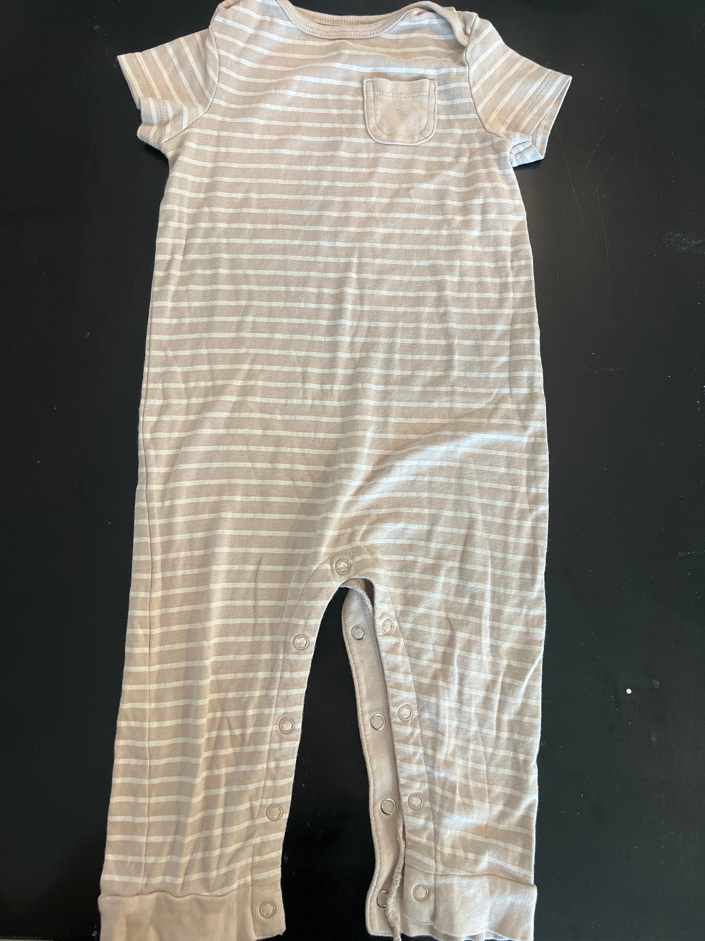 80b 18-24 dip beige white stripped romper