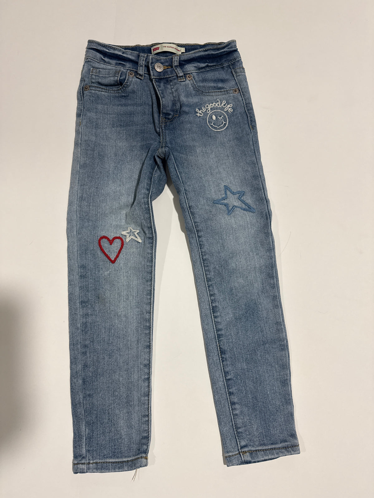 #64 Levi’s Embroidered Skinny Jeans (adjustable waist) Size 6