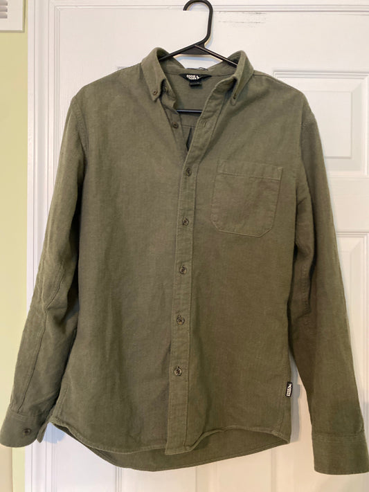 Seller #86 *REDUCED* Mens Eddie Bauer green button up (Size small)