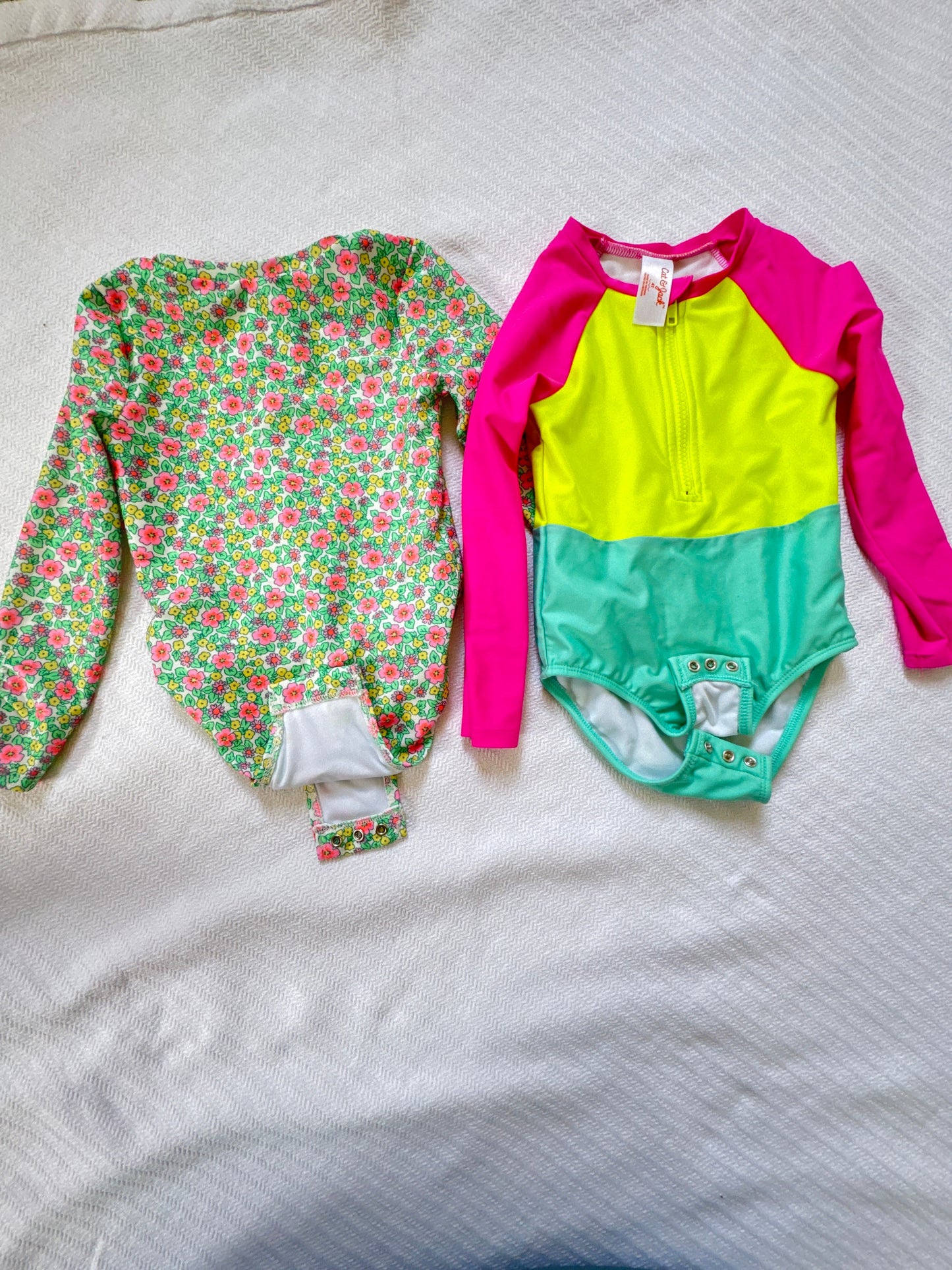 Seller #127 Girls Cat & Jack 4T swimsuit bundle