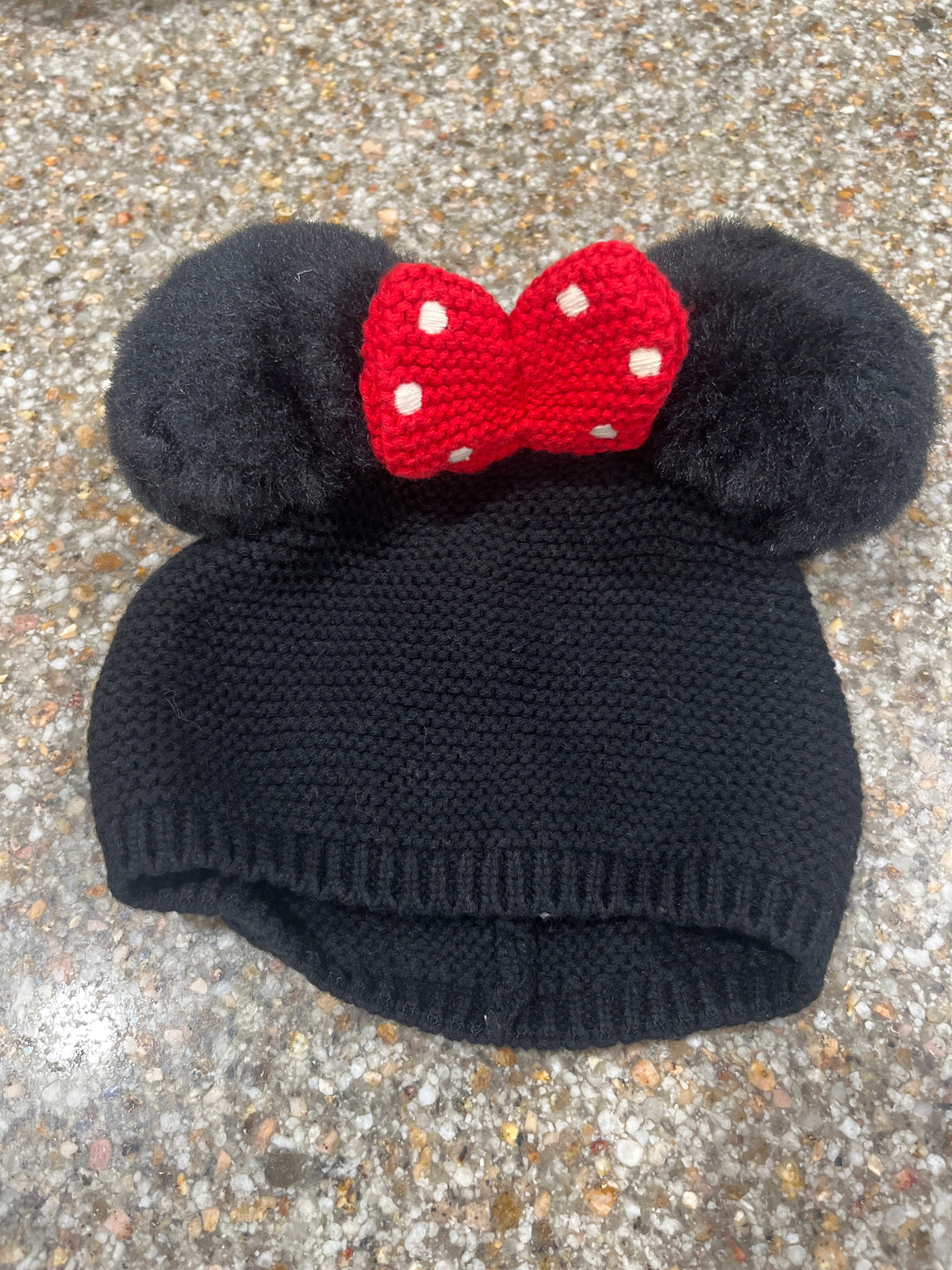 #195 Girls Disney 6-12 month Minnie Mouse Winter Hat