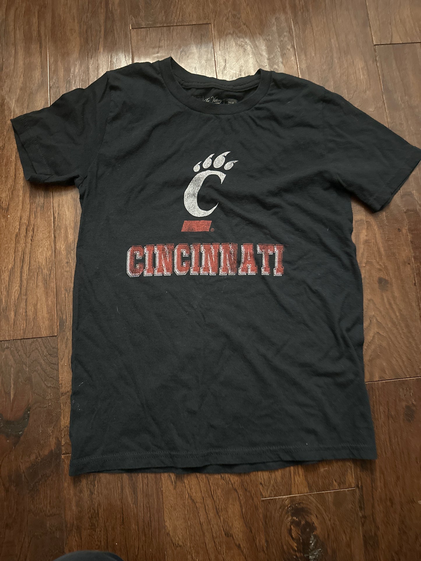 #218 Sz YM Bearcat tshirt