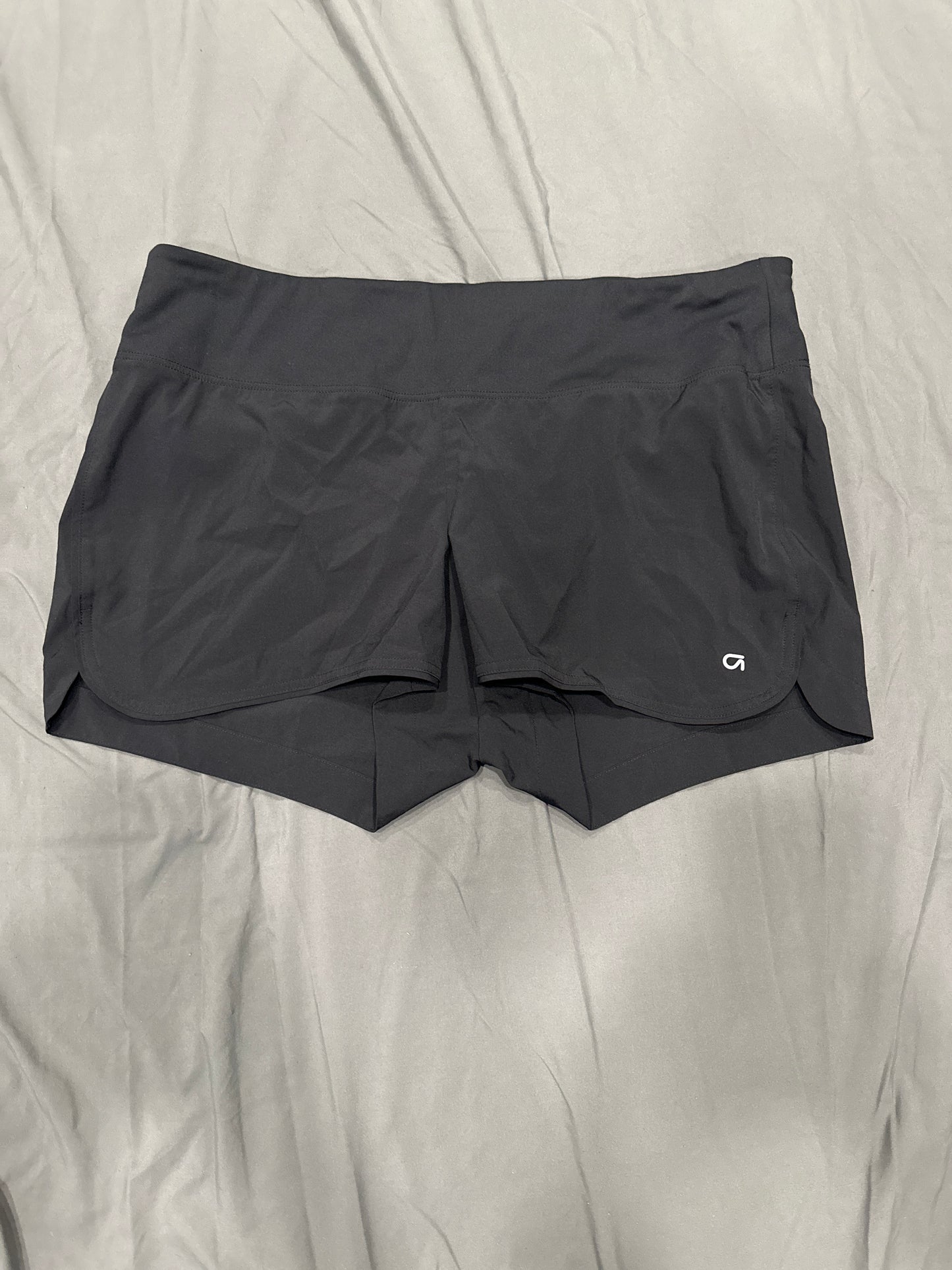 Seller 125, Gap black maternity running shorts, Large