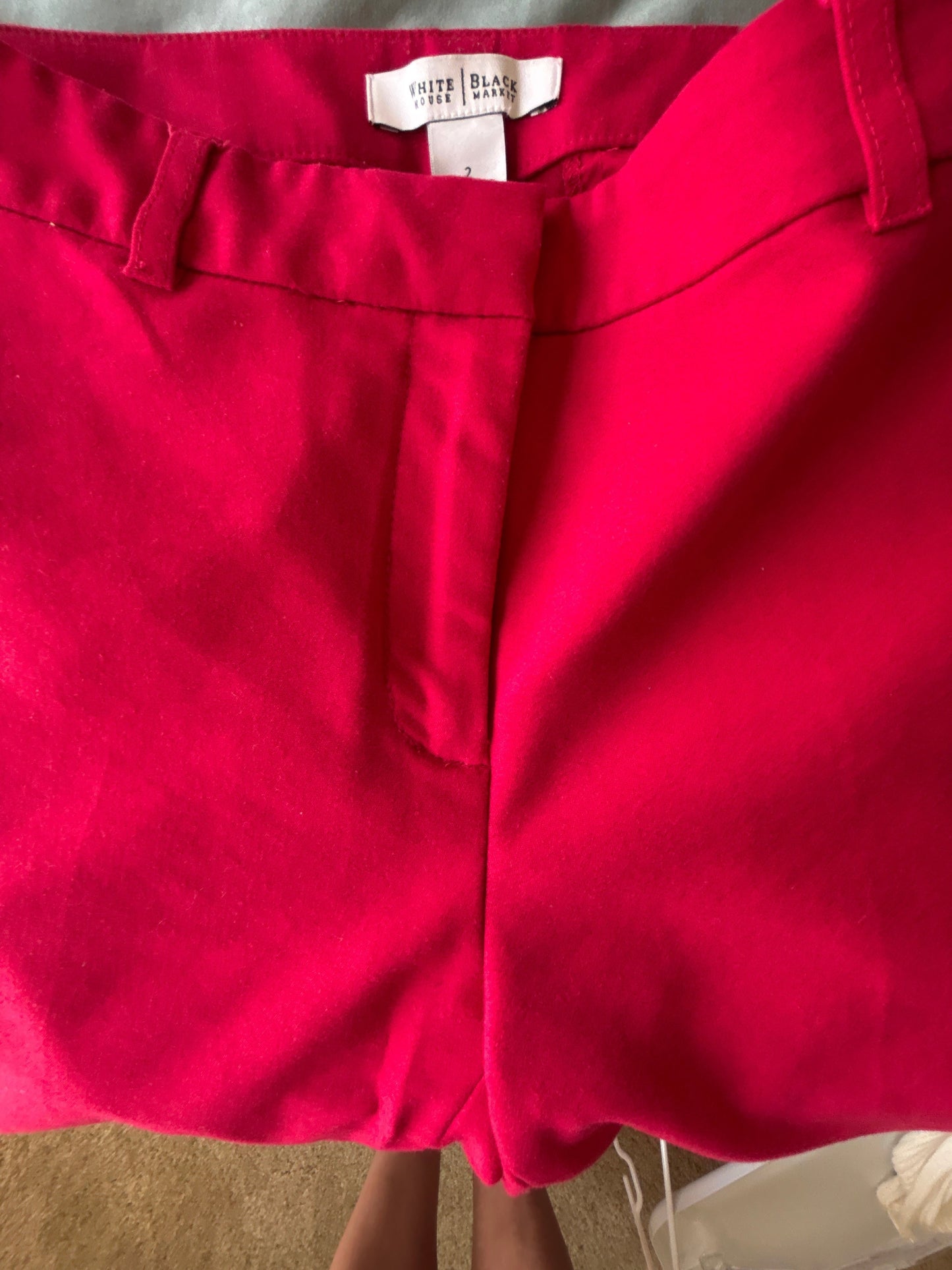 Reduced Seller #62 Women's White House Black Market red slim ankle pants sz 2 EUC