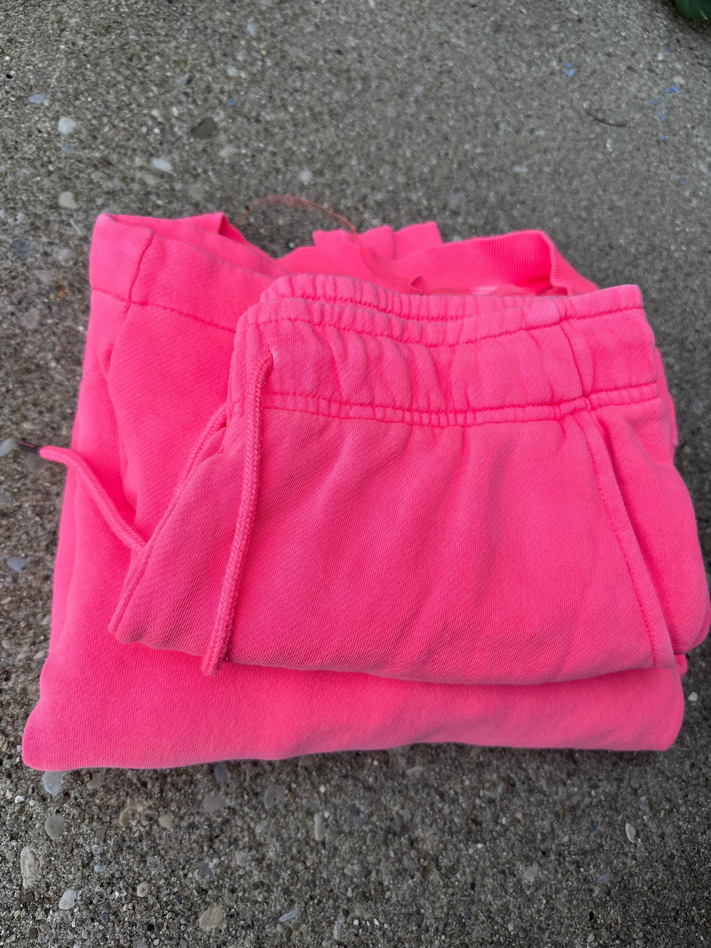 Seller # 149 Universal Thread pink Womens S loungewear set reduced