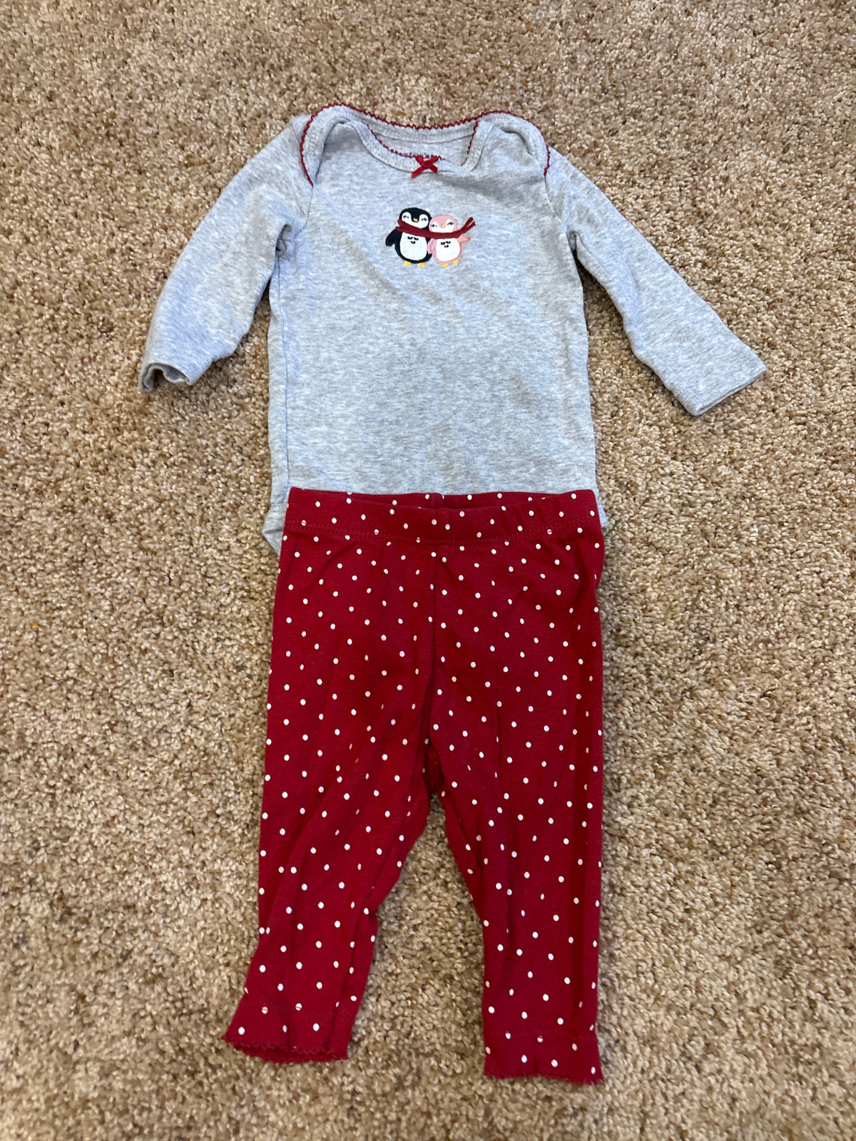 #47, girls 3mo Carter’s grey and maroon onesie and pants