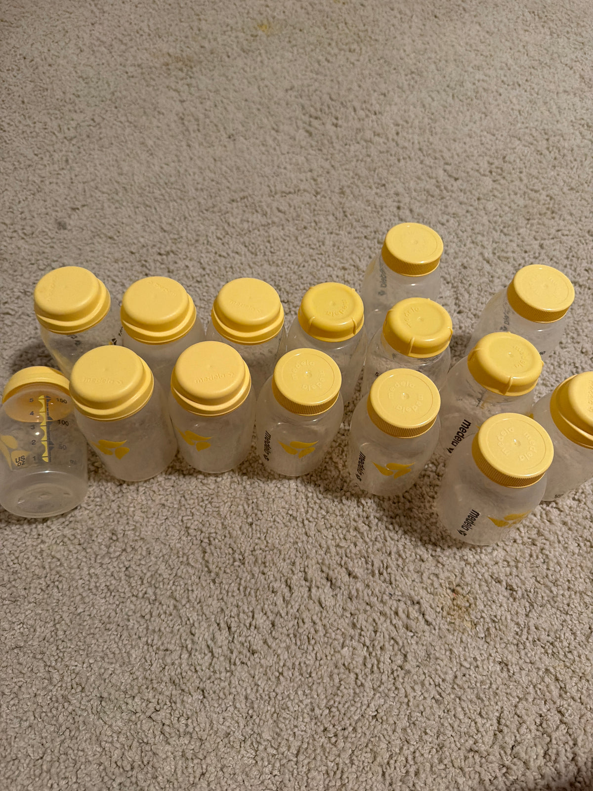 #47 medela storage bottles
