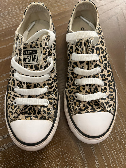 Leopard print converse size 12.5