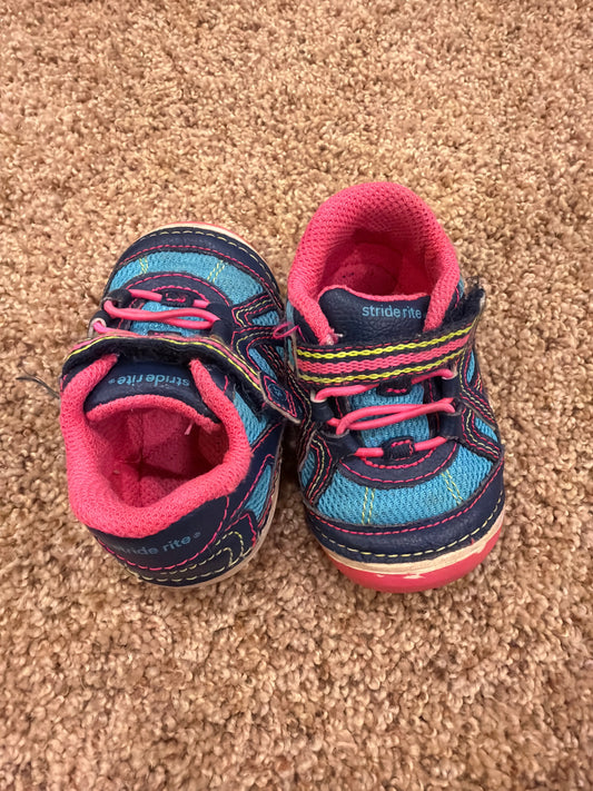 #47, girls size 4, Stride rite