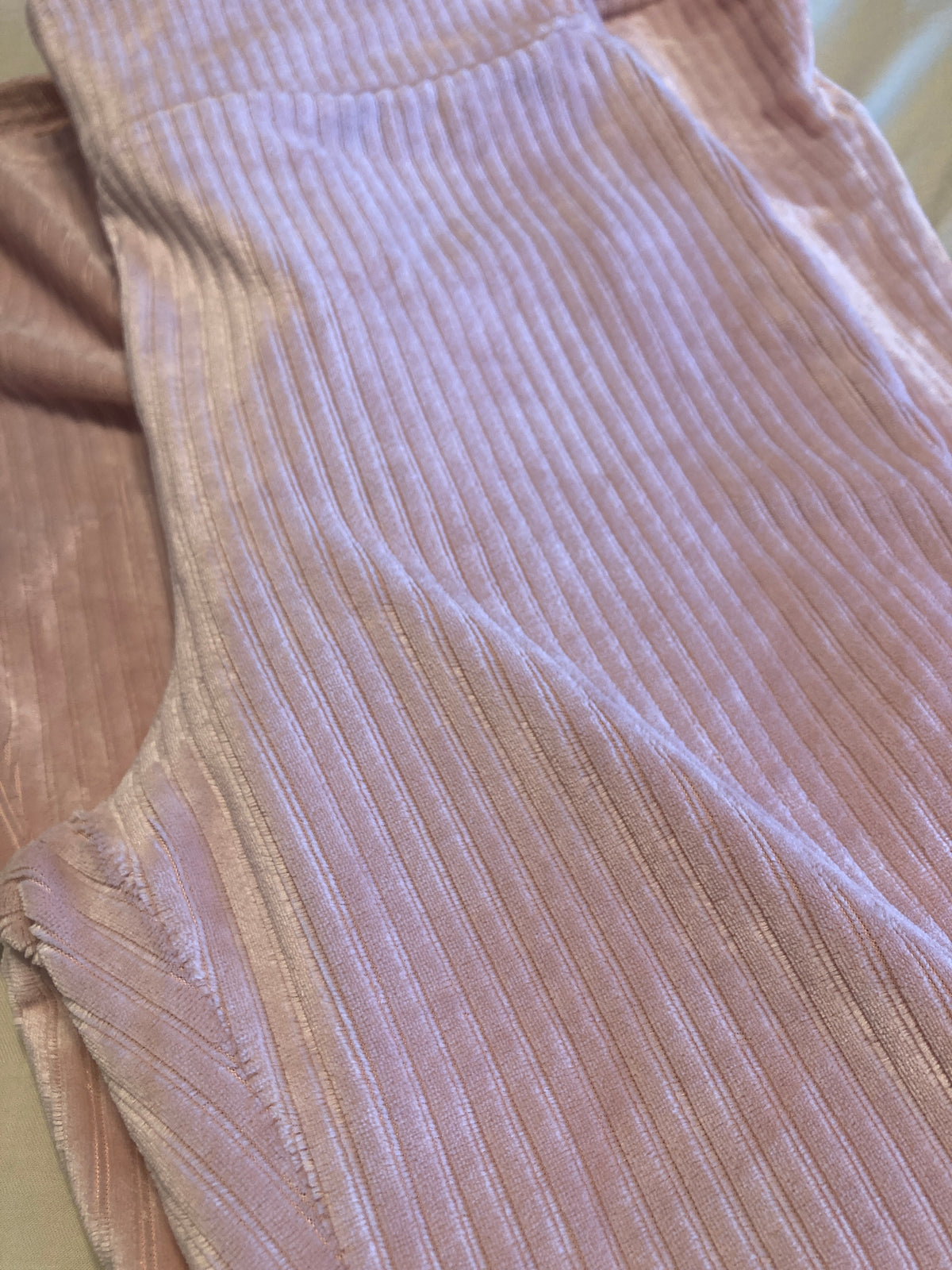 Seller #60 Light pink velour Juniors Small leggings