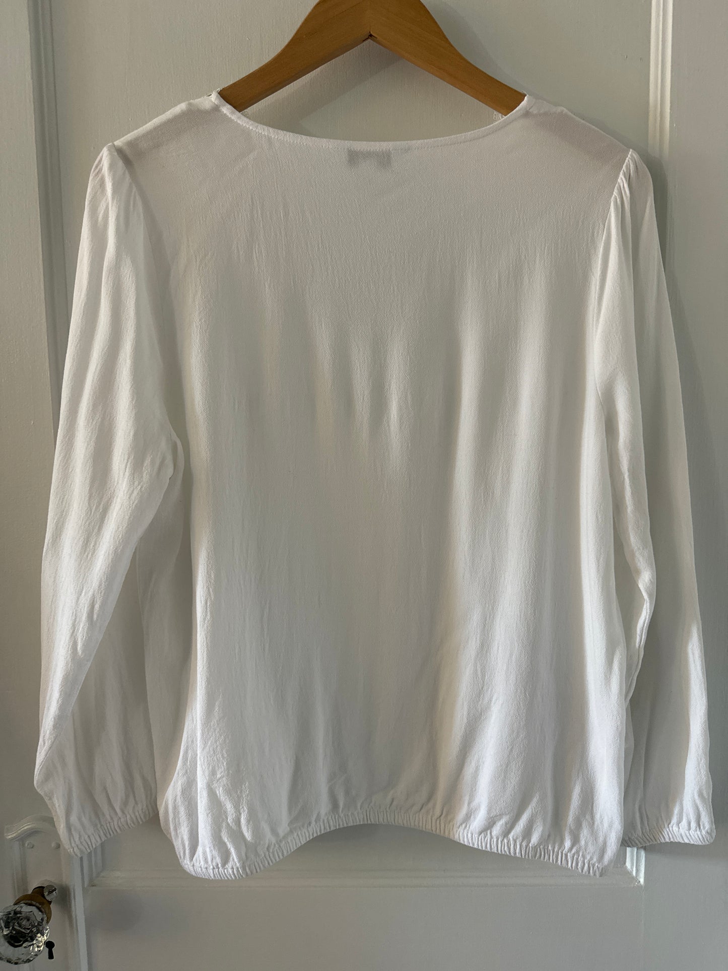 Express Long Sleeve Lace Trimmed V-Neck Blouse, Size L, Like New, PPU Norwood