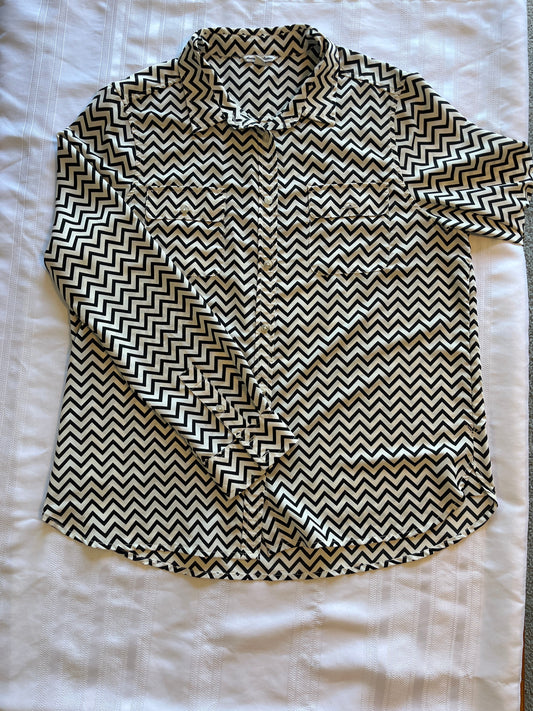 #29 Women’s size XL American Eagle silky over shirt EUC