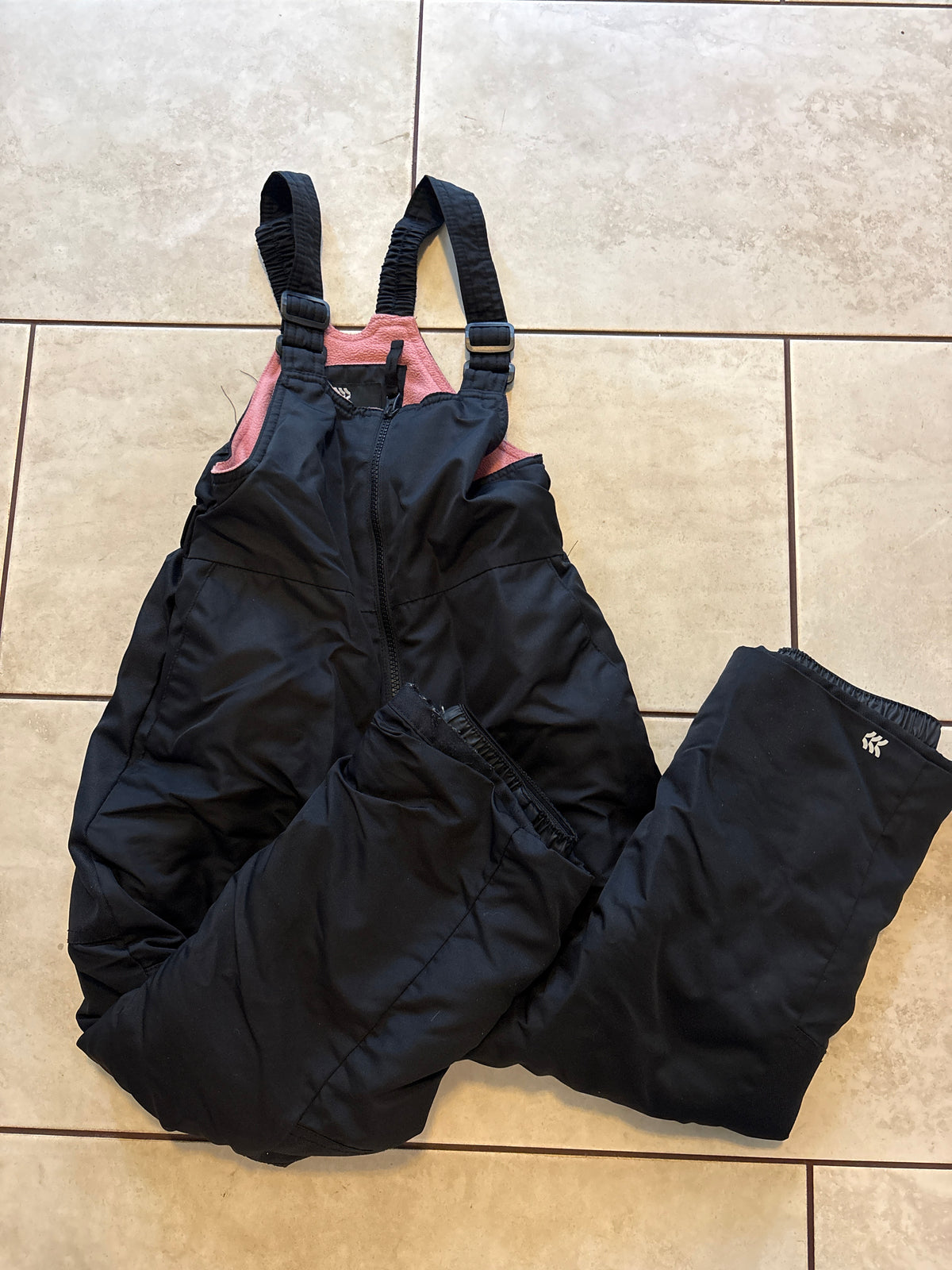 #166 girls All in Motion S(6/6x) snowpants