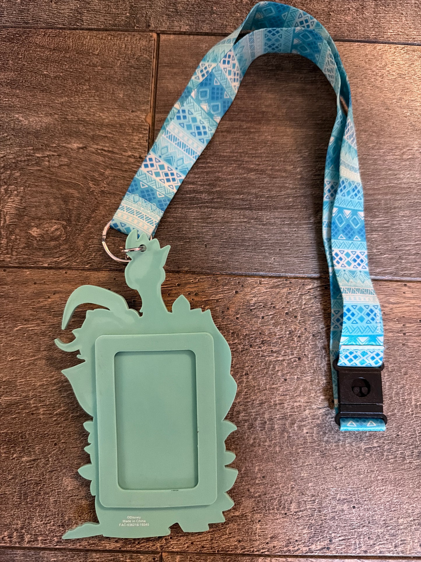 #129 Disney Moana card lanyard- like new