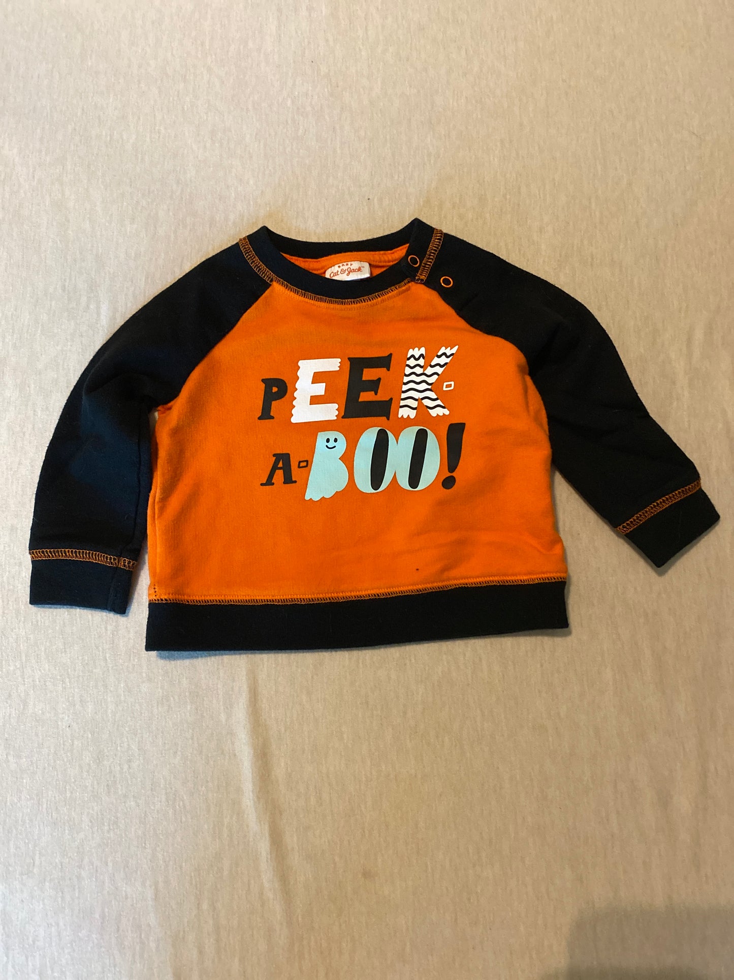 Seller #86 Halloween sweatshirt (6-9 month)