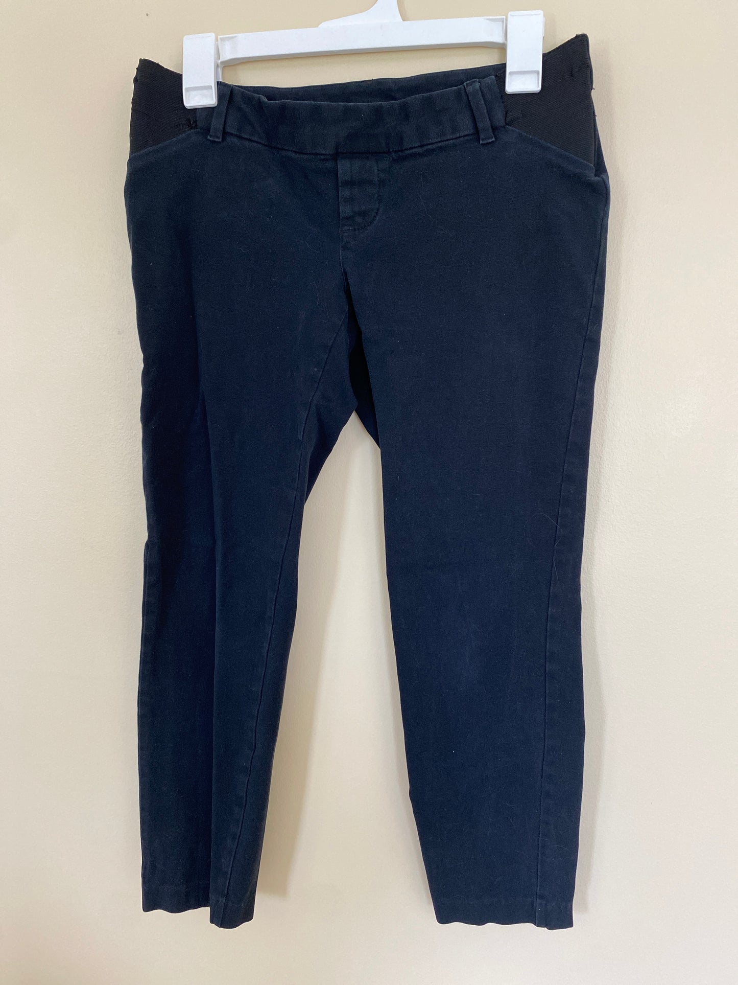Seller #14-Old Navy black pixie side panel maternity pants (4)