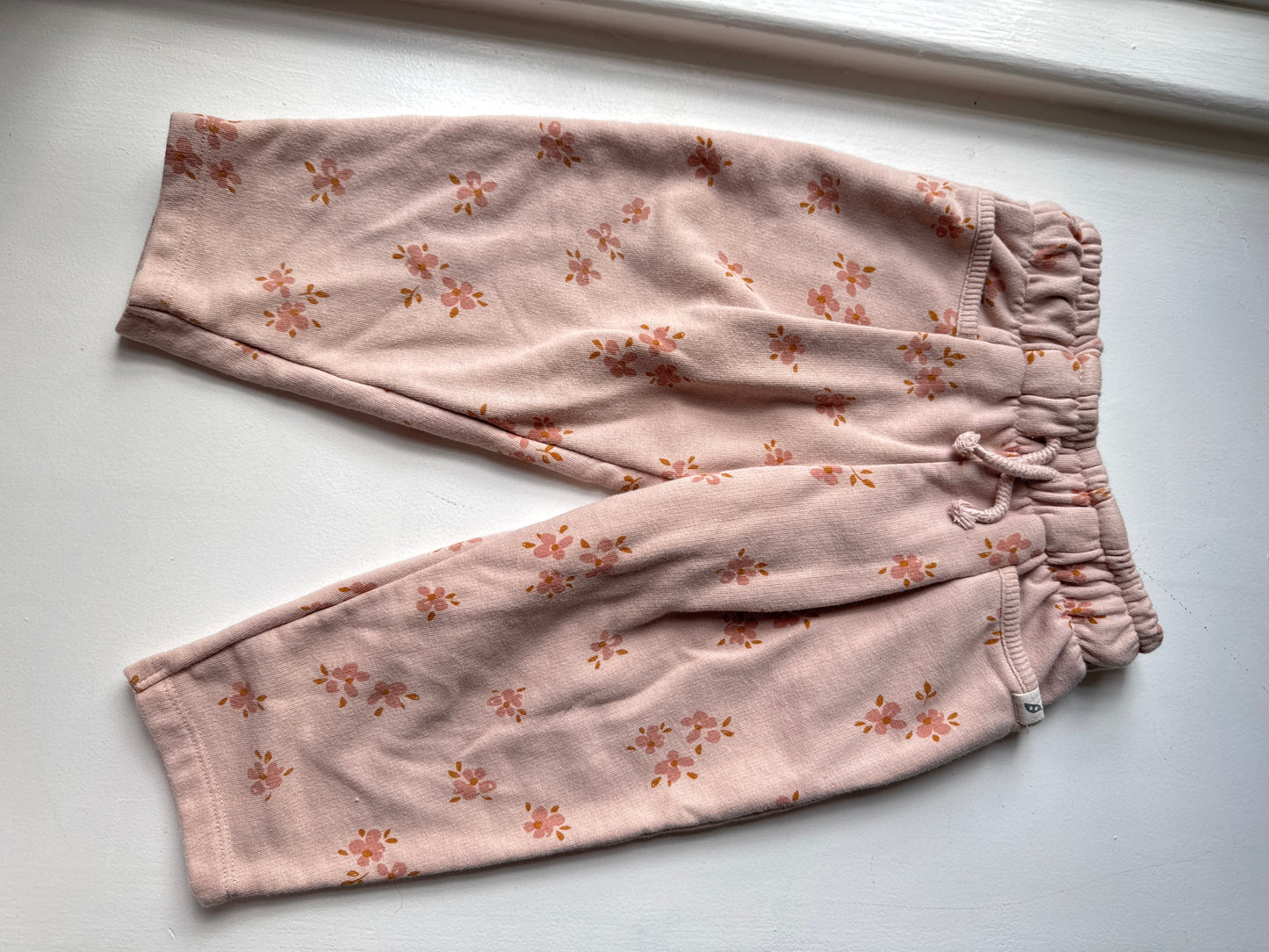 Seller #127 Girls sweatpants size 2T
