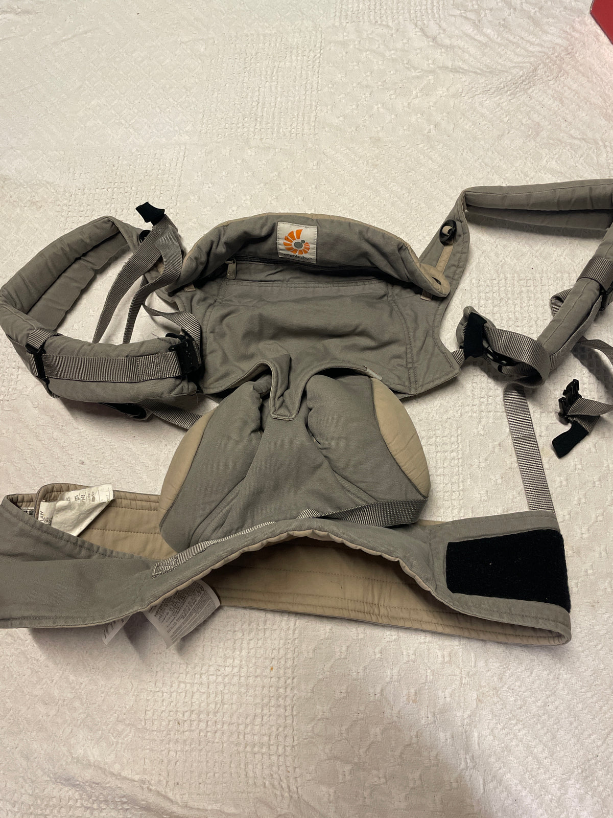 Seller #57 Ergobaby baby carrier