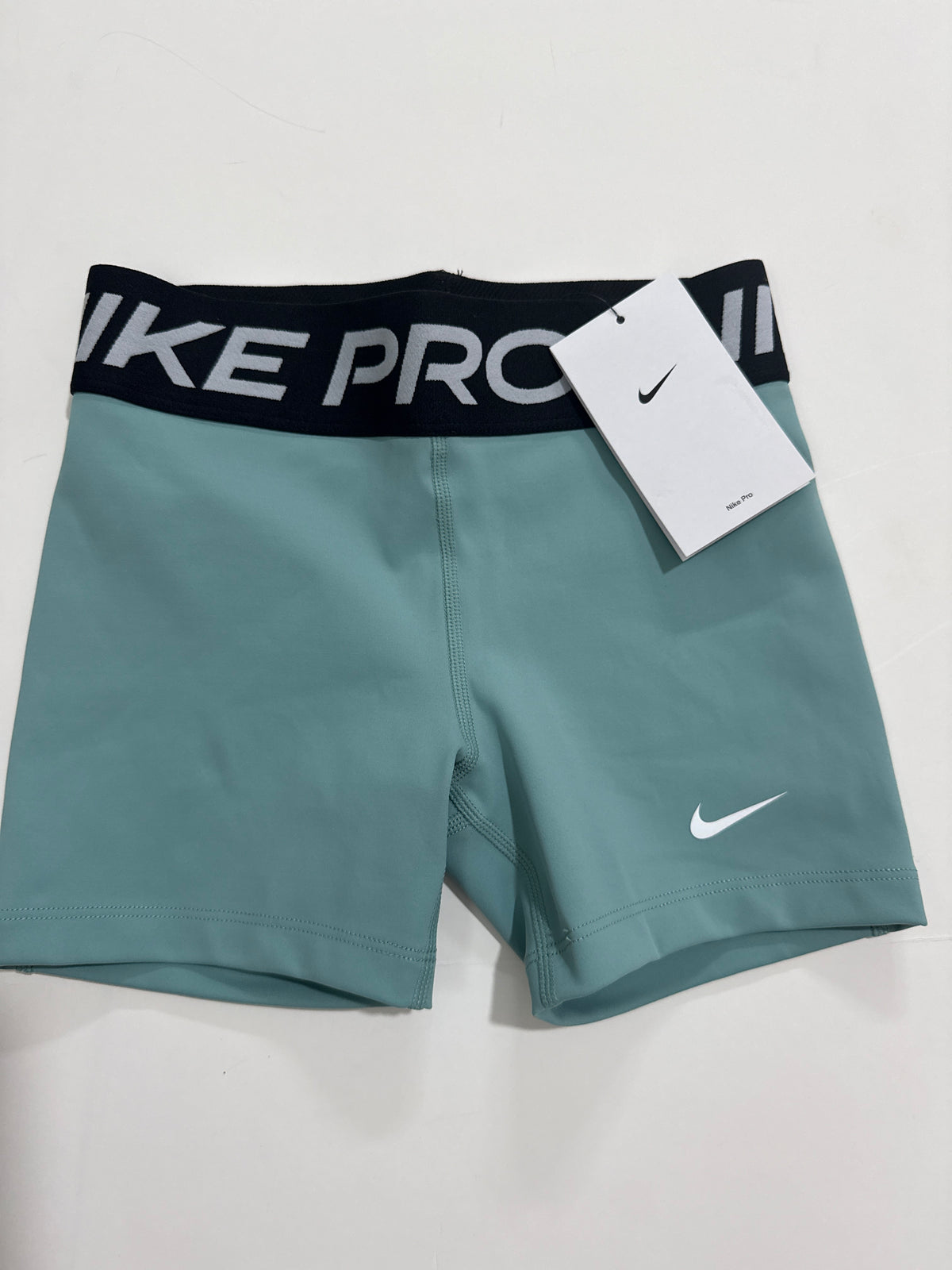 #64 Nike Pro Shorts NWT Size S