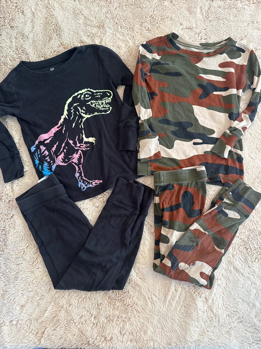 Seller 108 Boys Gap (6) Pajama Bundle Dinosaur Camo