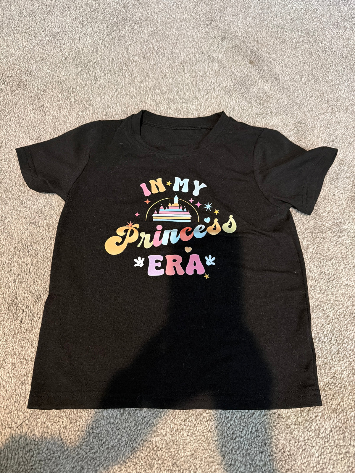#133 girls size 5 Tshirt