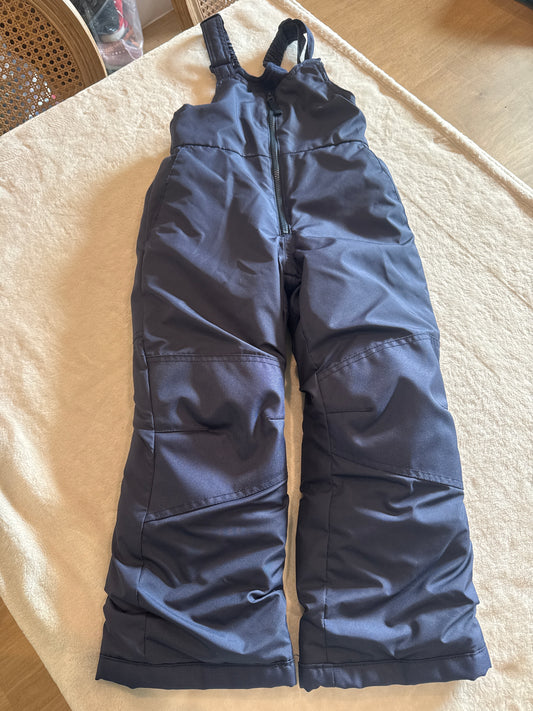 #81 Girls/Boys xs (5 is my guess) all in motion snow pants