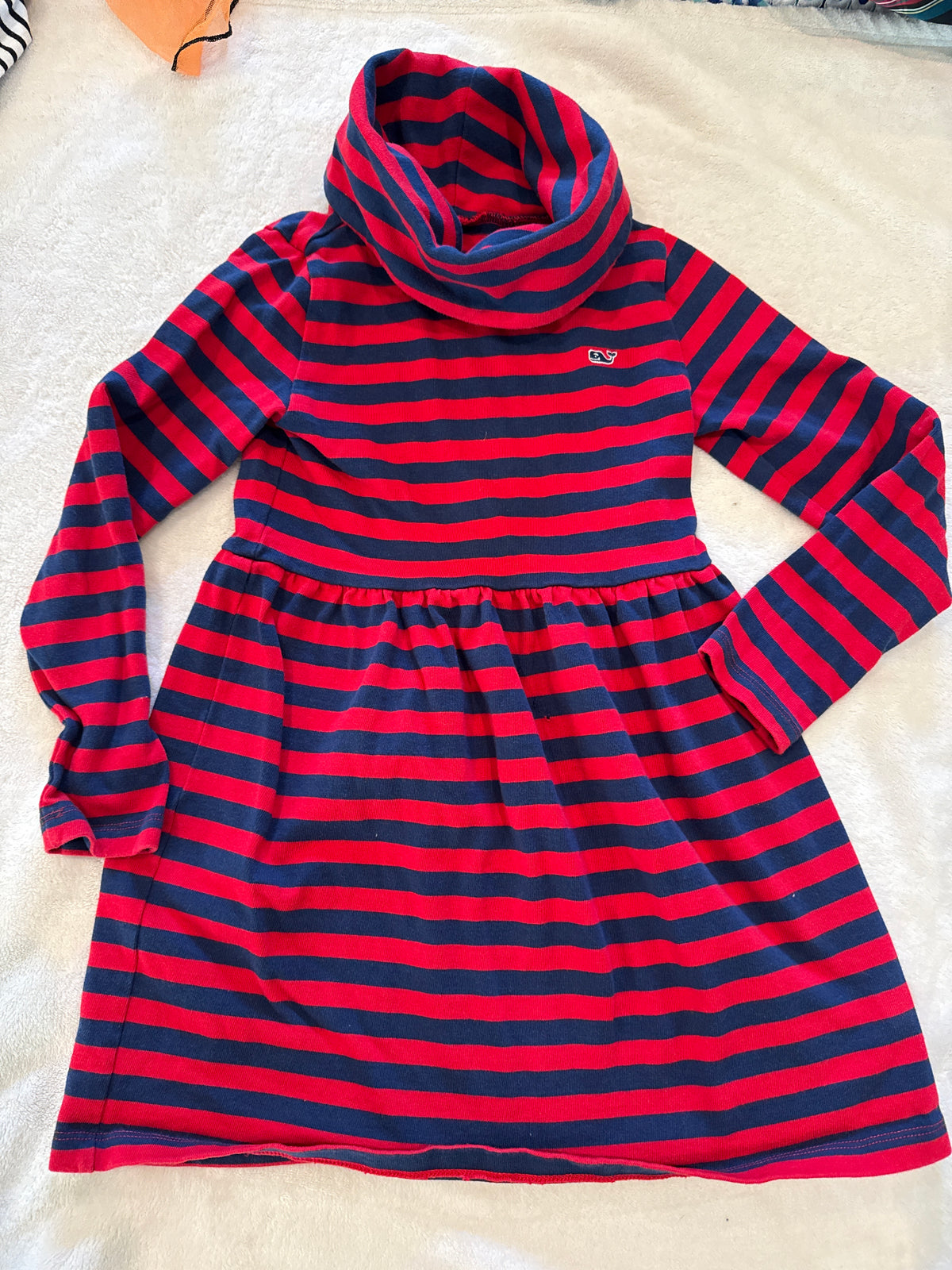 #81 Girls 5/6 Vineyard Vines xs dress uc two small holes see pictutes
