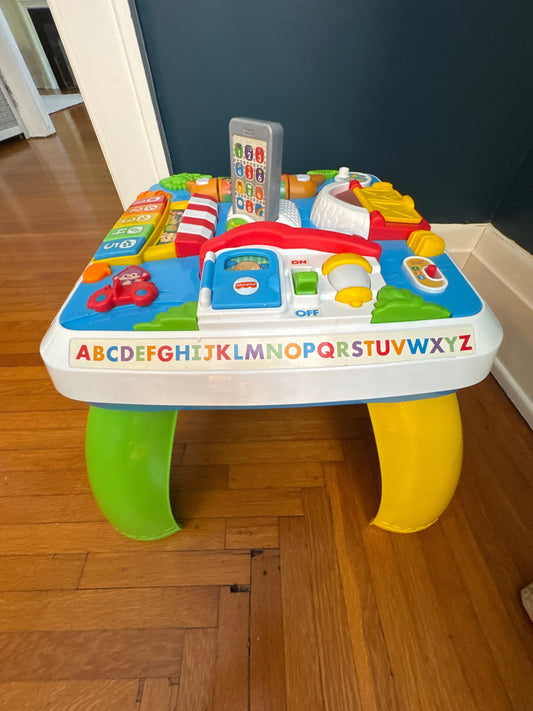 Seller #127 Fisher-Price Laugh & Learn Table