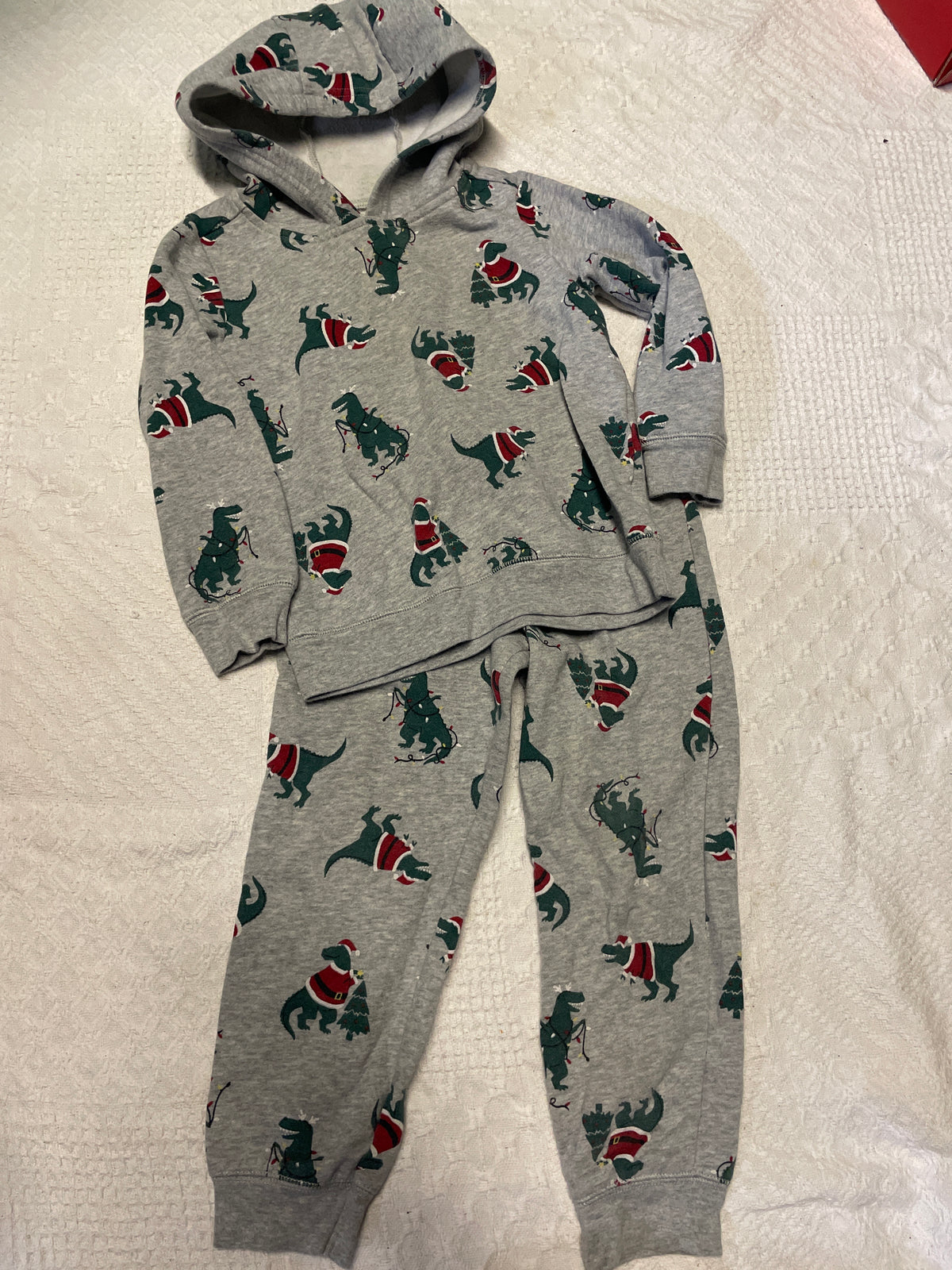 Seller #57 Boys 4t Christmas Dino outfit