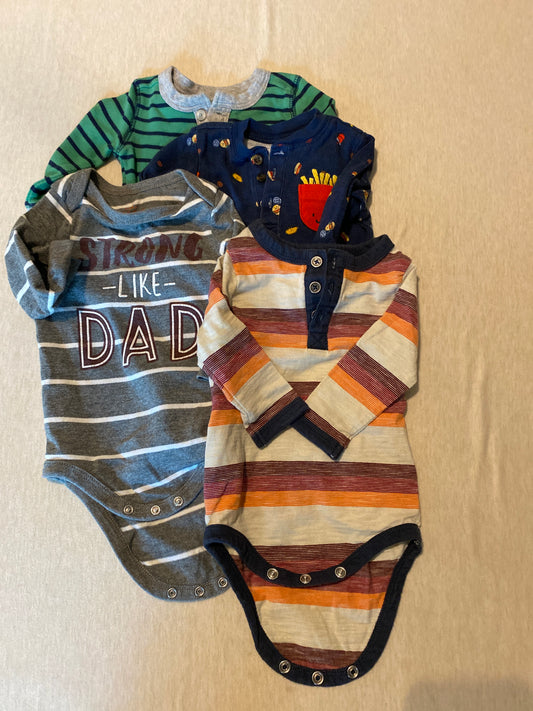 Seller #86 Long sleeve onesies (6 month)