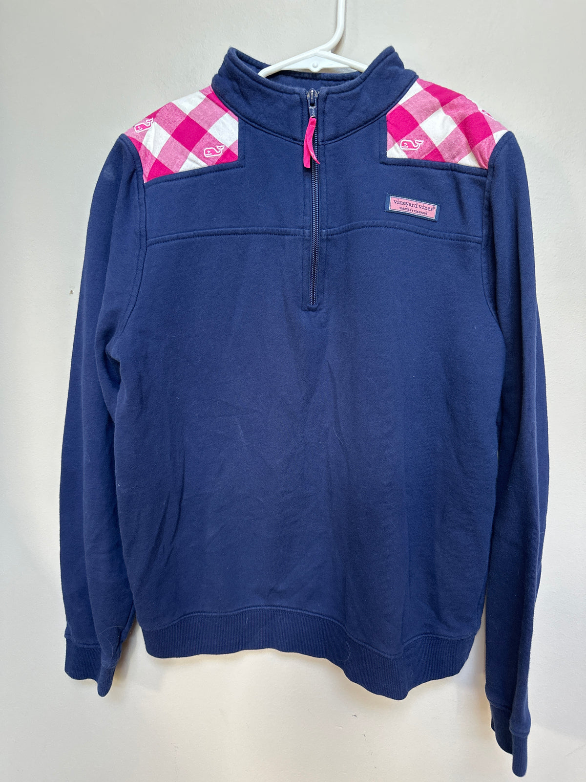 #130 Vineyard Vines Girls Sz 16 but fits like 12/14 Quarter Zip Pullover
