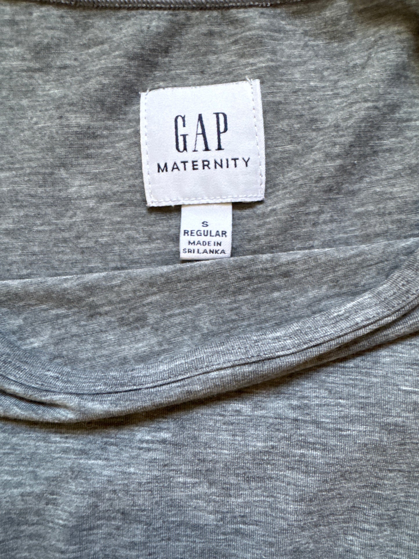 Seller #127 GapFit maternity t-shirt women's size small