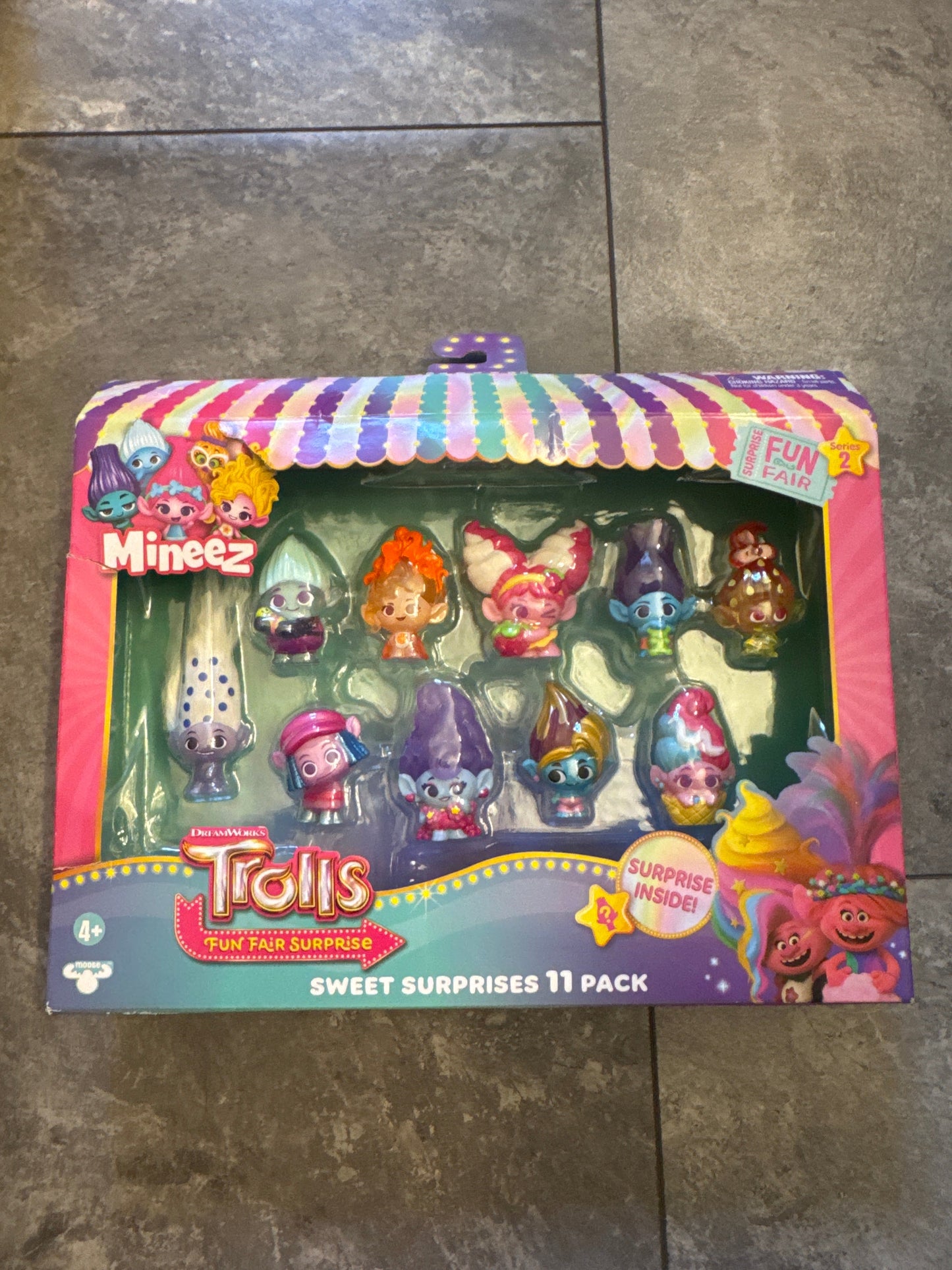 #149 New Trolls Fun Fair Surprise - sweet surprises 11 pack