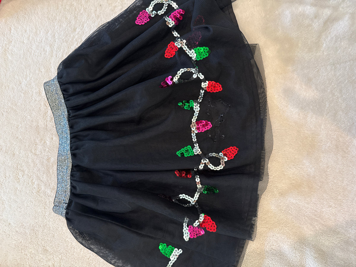 #81 Girls 4/5 Cat and Jack Holiday lights skirt no shorts under UC see pictures for the back pull in skirt