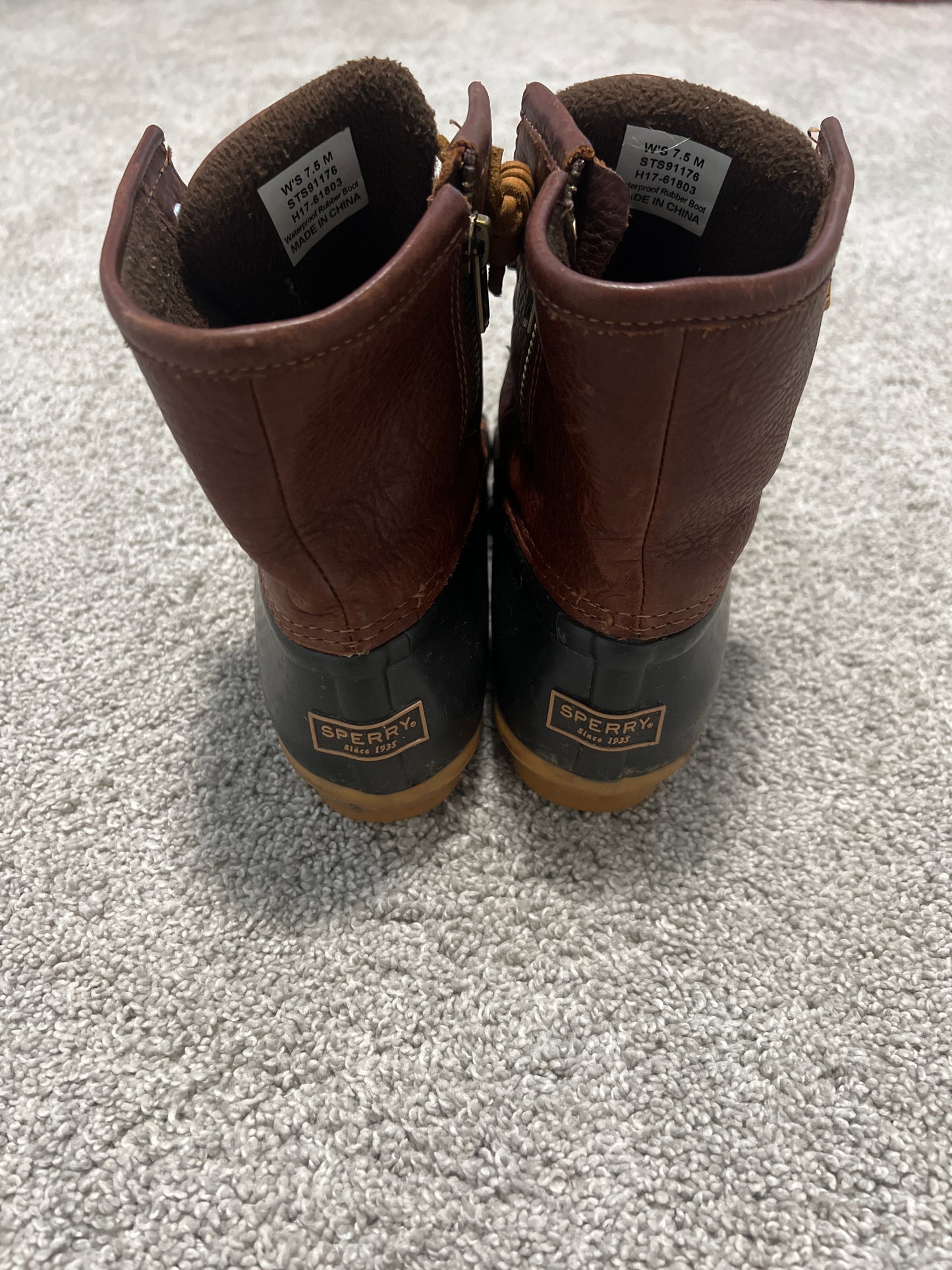 Women’s Sperry Duck Boots Size 7.5