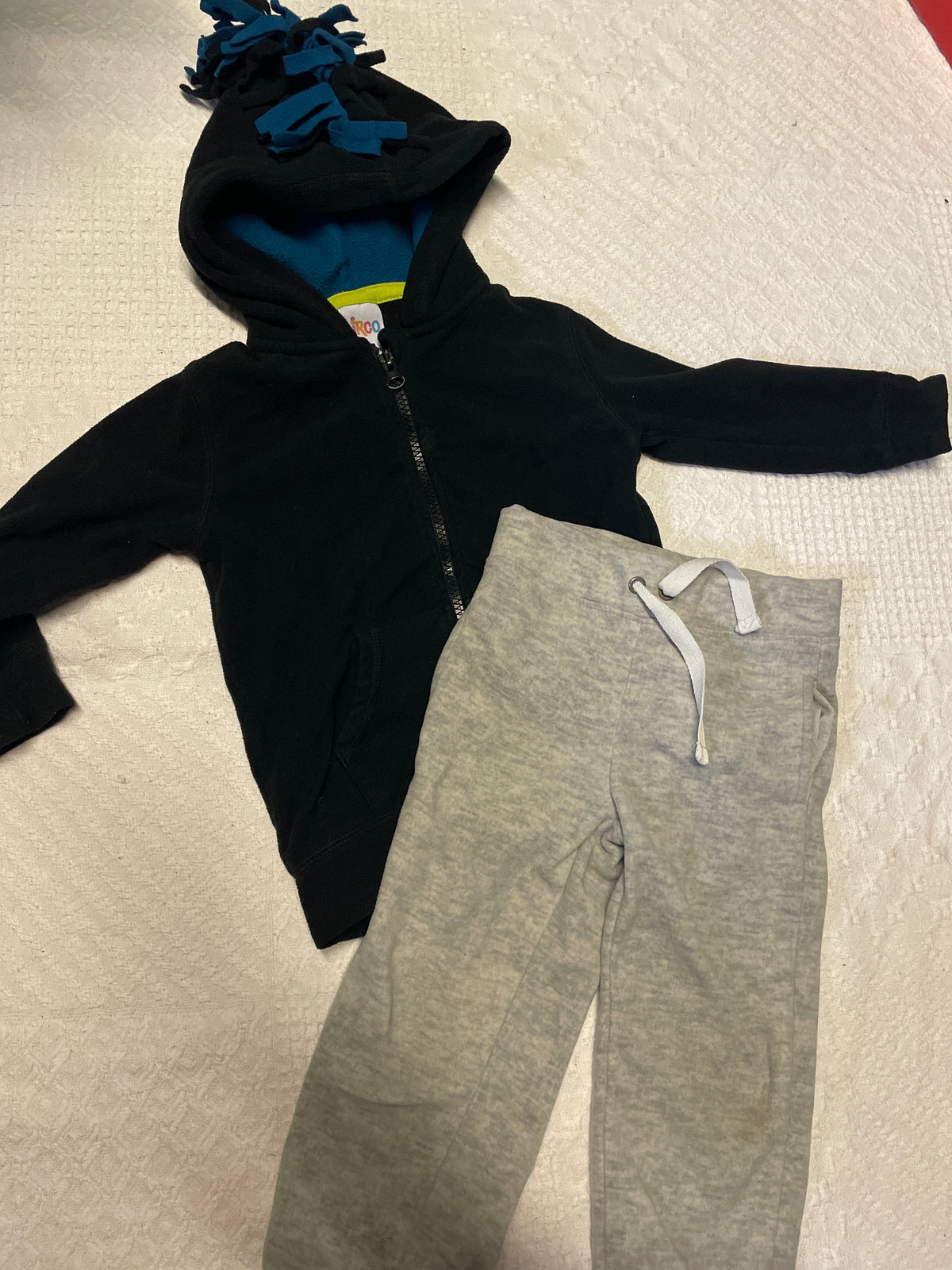 Seller #57 Boys 3t hooded zip fleece and pants