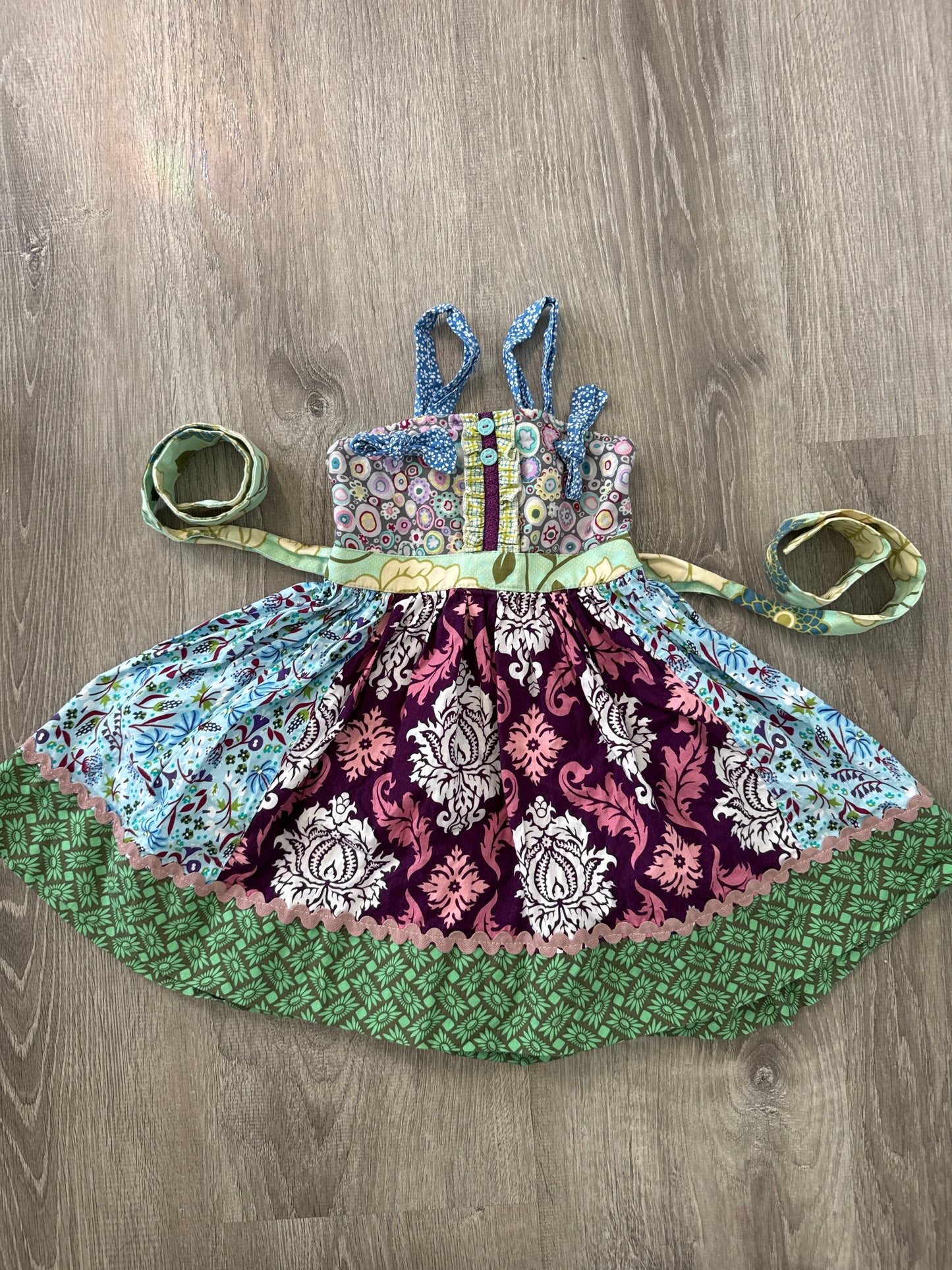 #149 Girls size 2 Matilda Jane Platinum dress