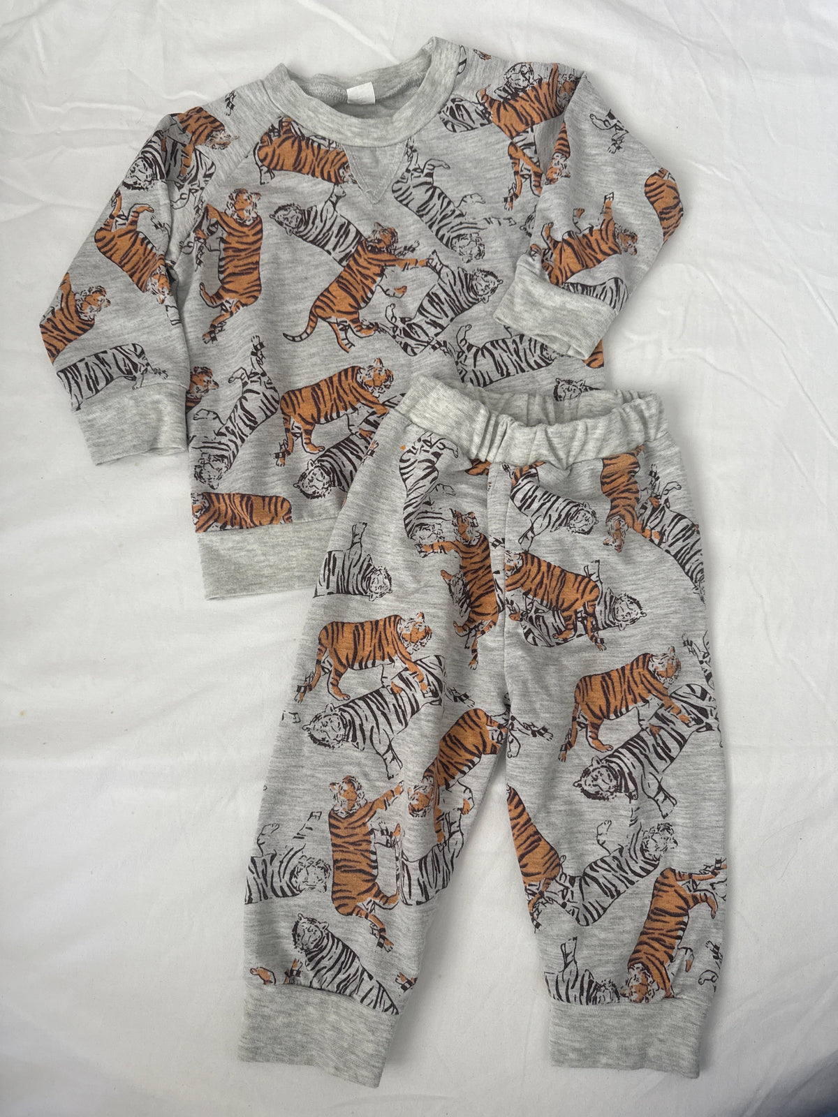 Seller # 19 Cincinnati Bengals Two Piece Set Toddler 18-24M