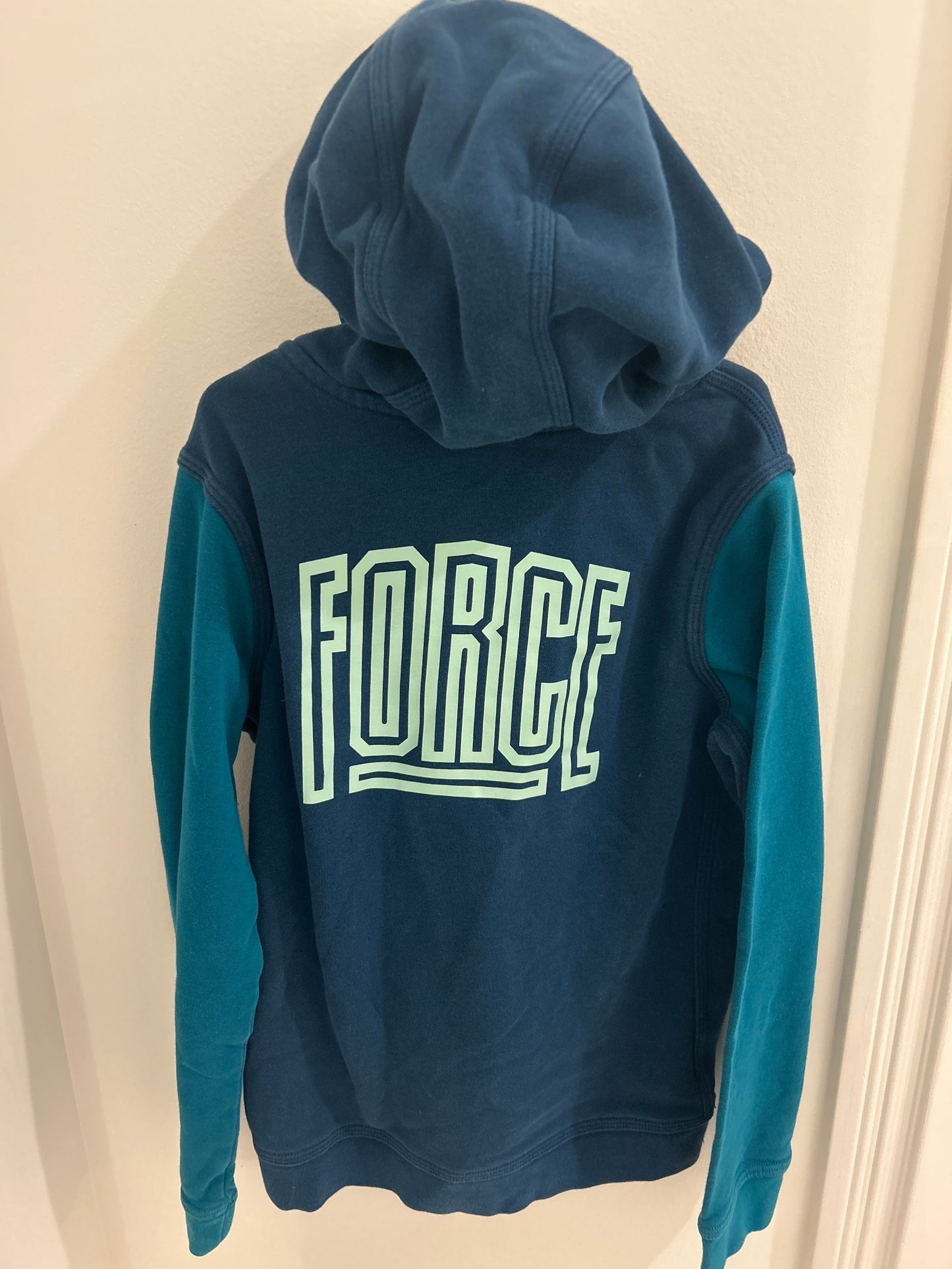 Seller #60, Boy's Nike Sweatshirt, Size Medium