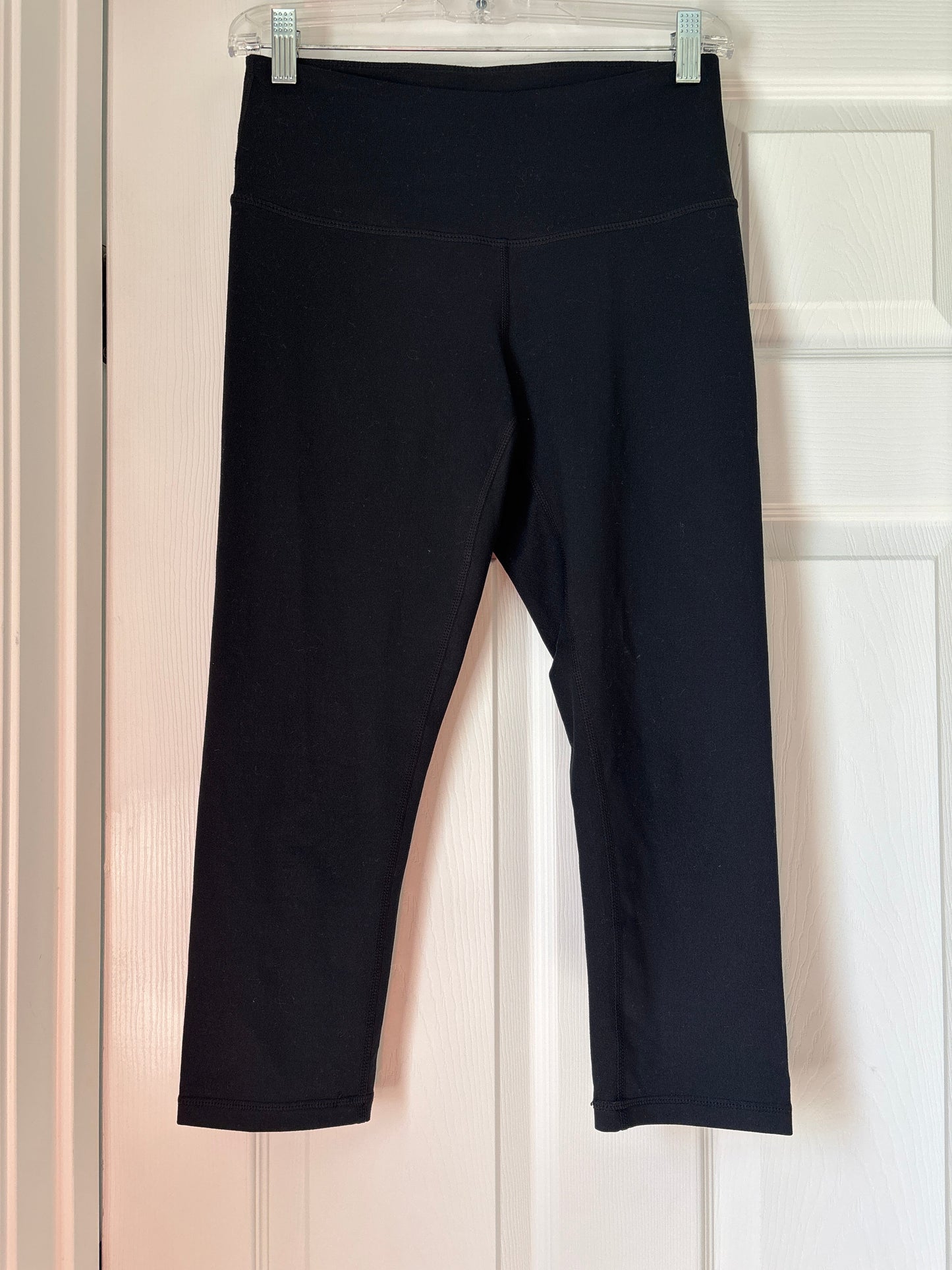 Seller #62 Women's Z by Zella black leggings sz small EUC