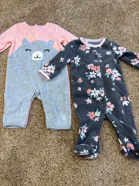 #47, girls Carter’s pink and grey fleece pajamas Size 3mo