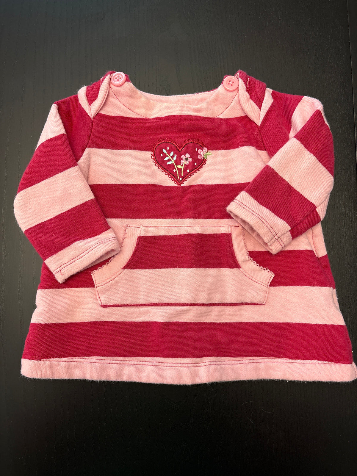 #166 girls Carter 6mo sweatshirt