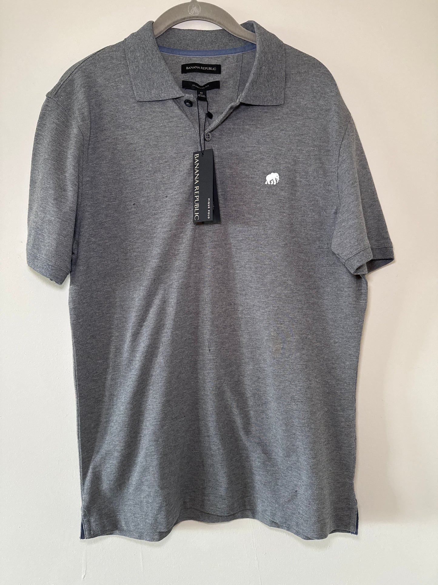 Seller #127 Men’s NWT Banana Republic Polo size medium