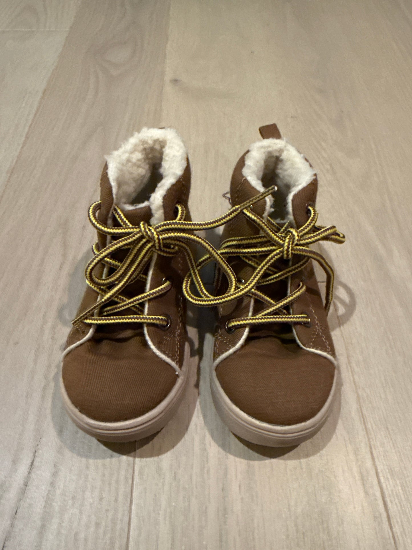 Seller #216 Boys Carters sz 7 brown boots NWOT