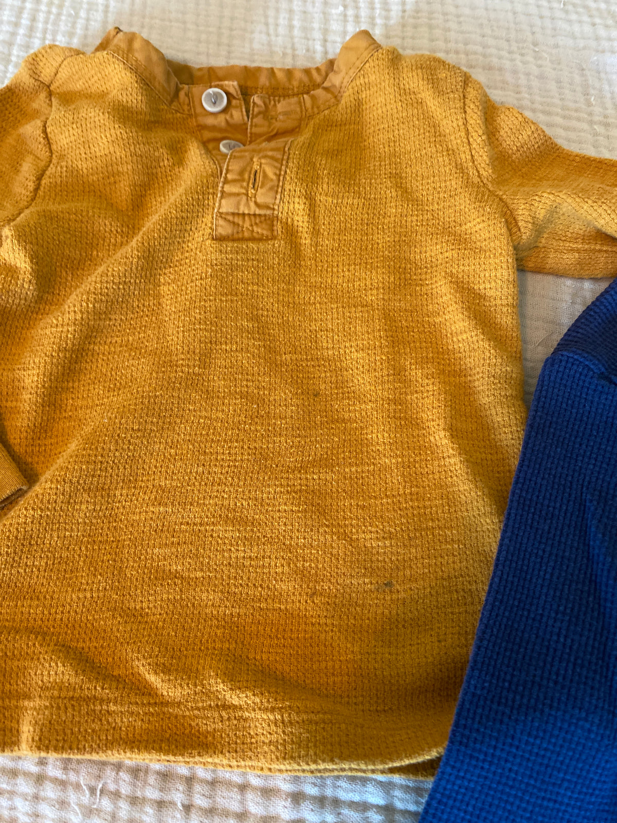 #63-old navy 12-18 month shirts