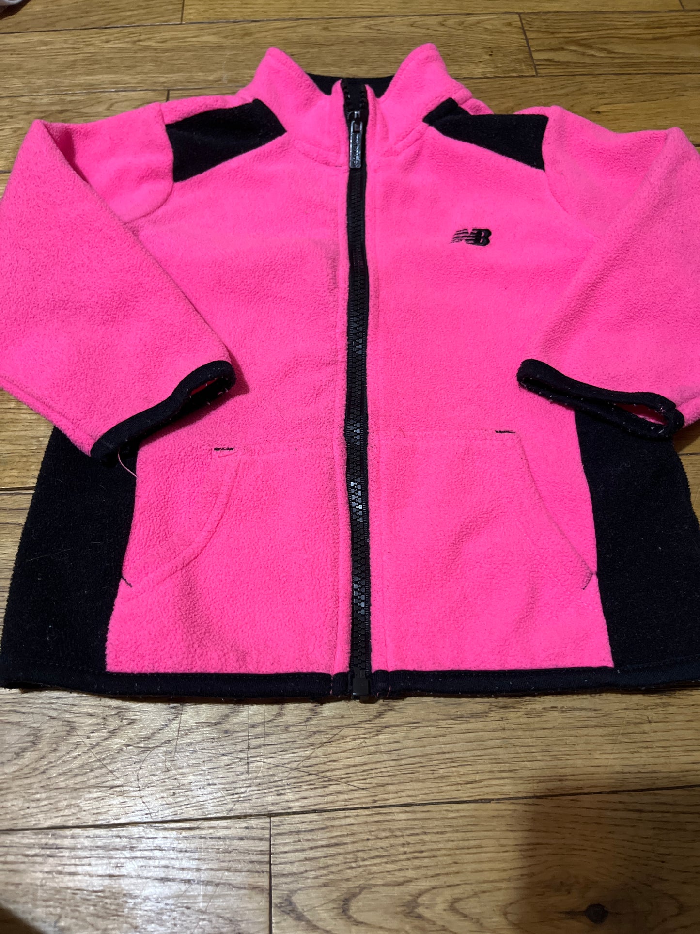 Seller 67 - new balance pink and black fleece zip jacket 3