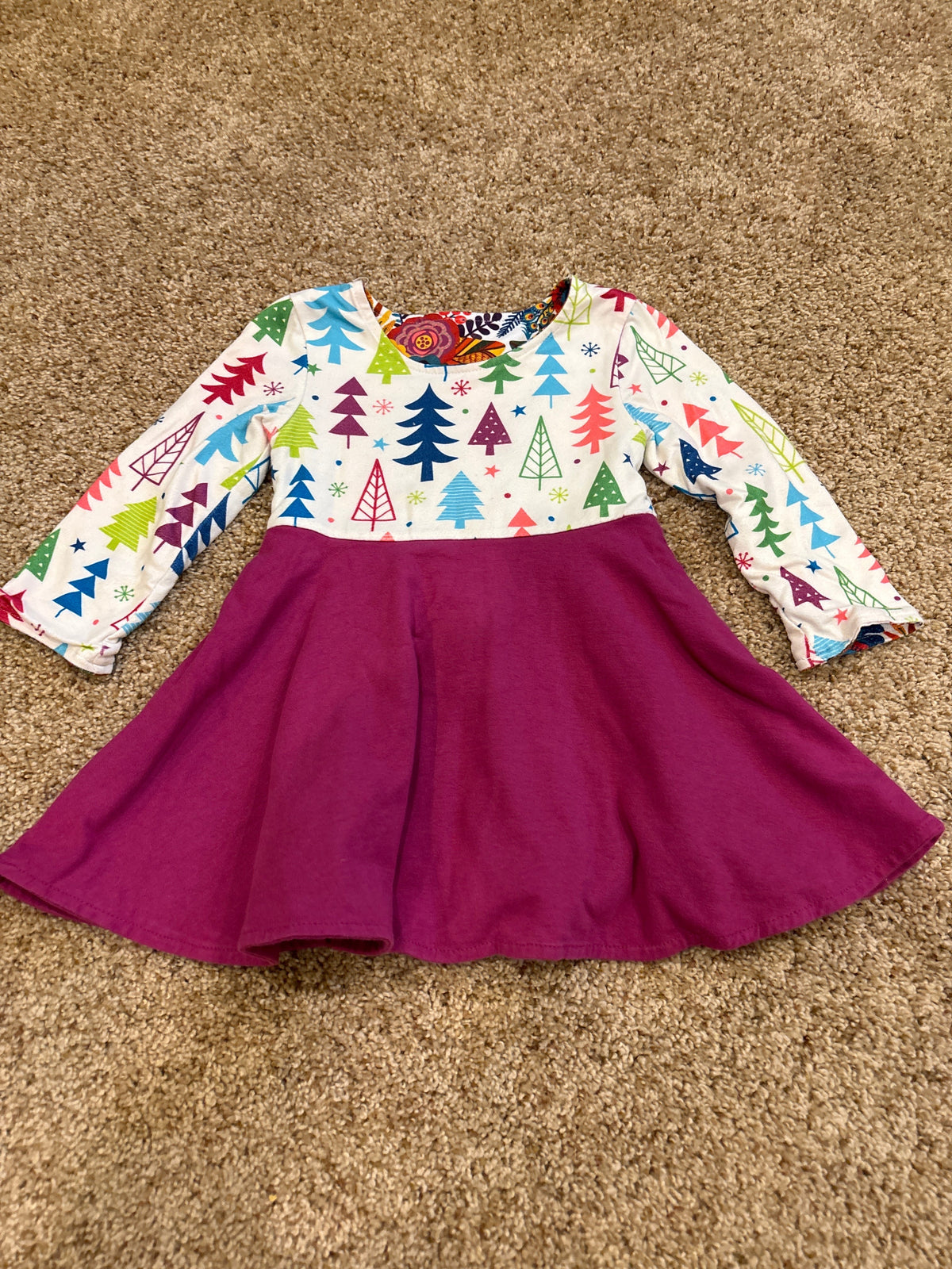 #47 girls 2T dress, Reversible