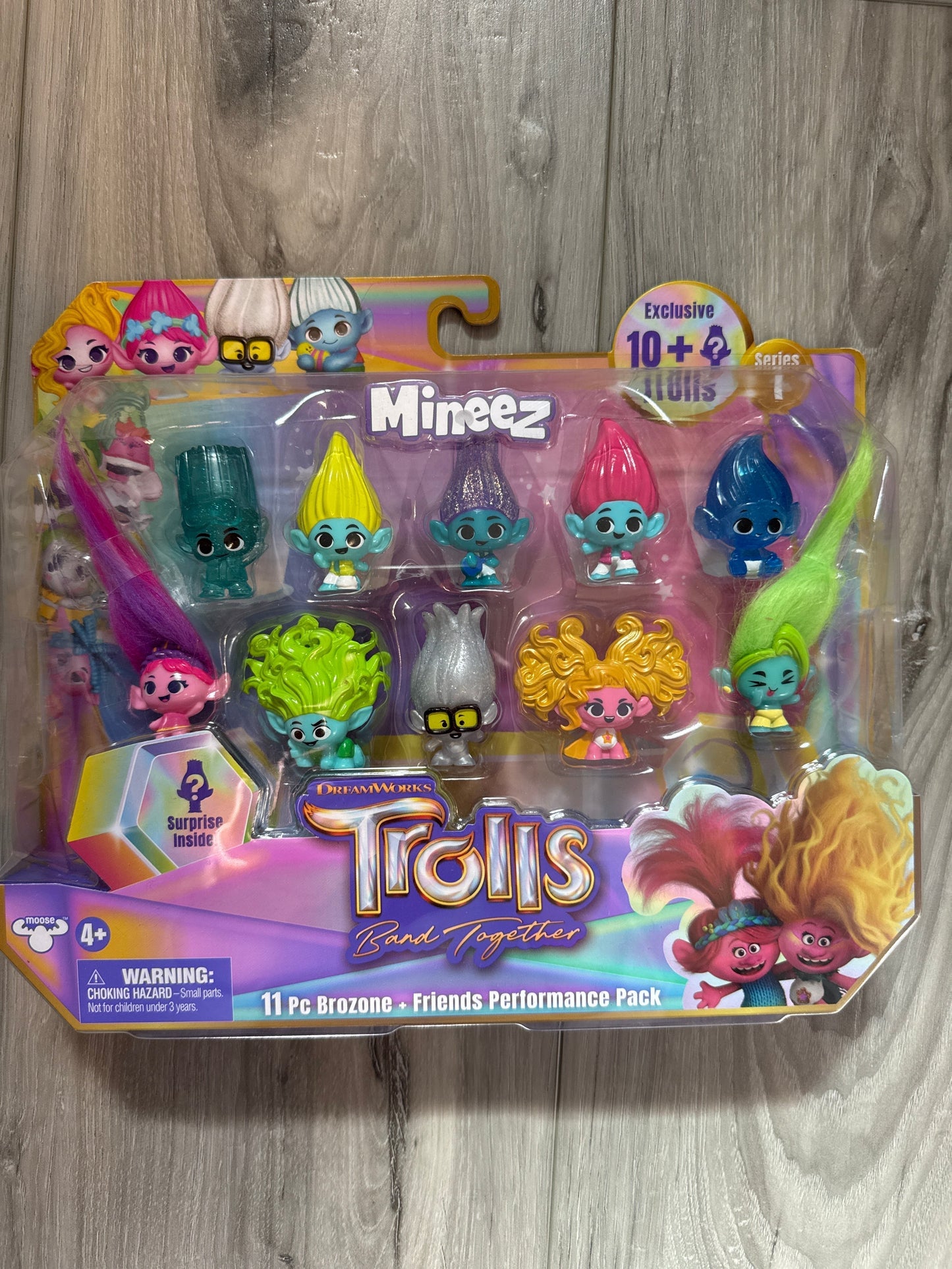 Seller #149 New Trolls Mineez 11piece set reduced